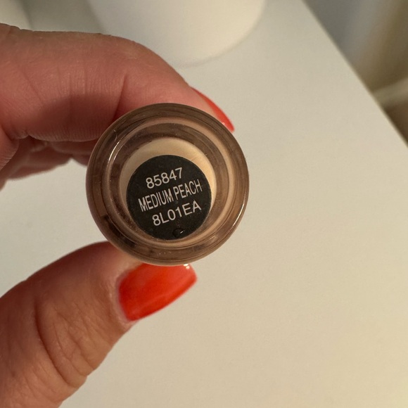 Elf Cosmetics Concealer - Picture 5 of 6